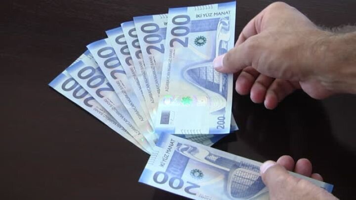 Azərbaycanda pul bazası artdı